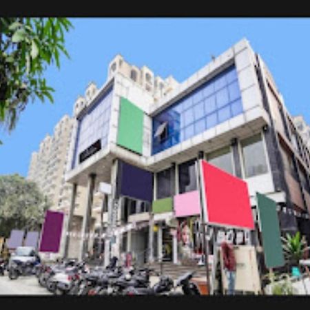 Chirag Hotel,غازي أباد المظهر الخارجي الصورة